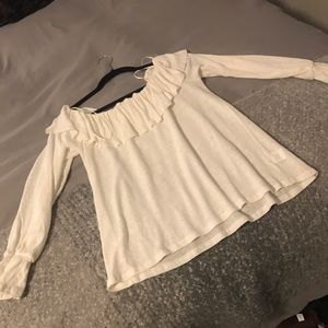 New WO tags white off-shoulder top